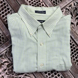 Izod Shirt Mens XL Wrinkle Free Green and Blue Plaid Long Sleeve Button Down